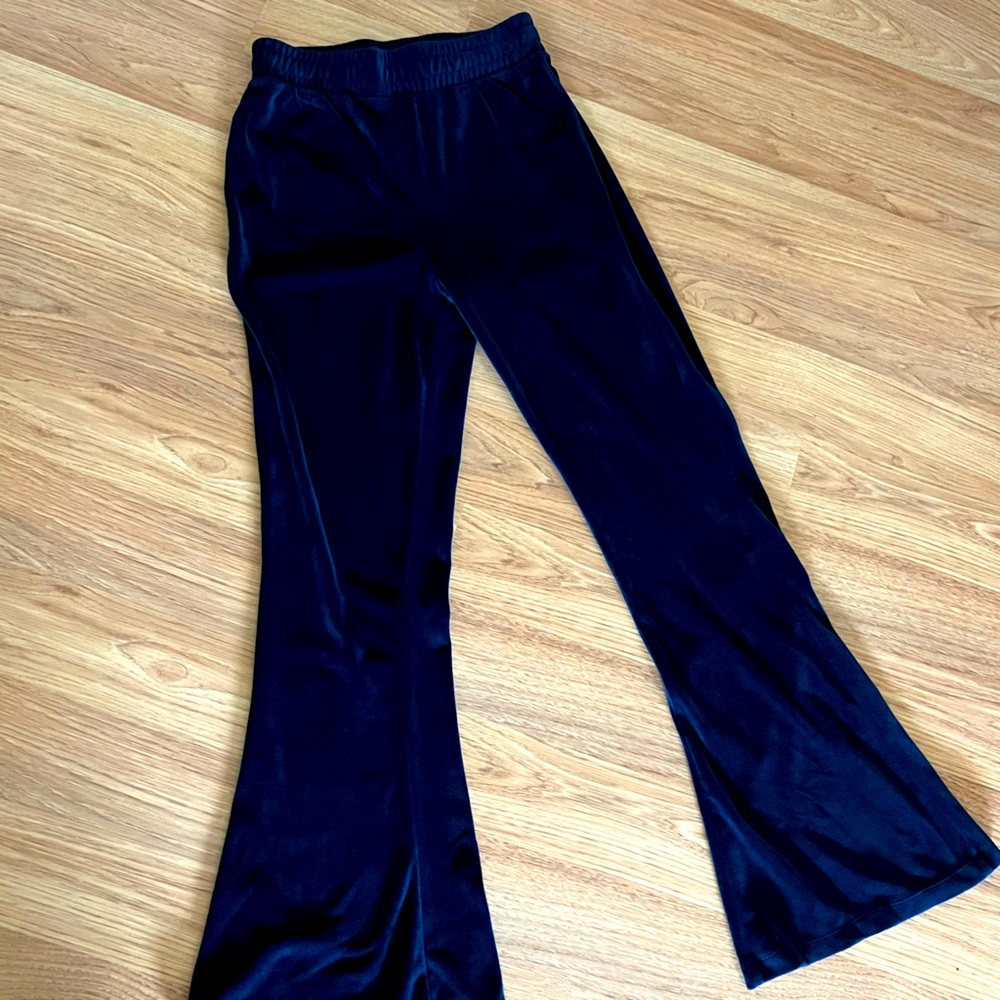 Dark blue velvet flare pants